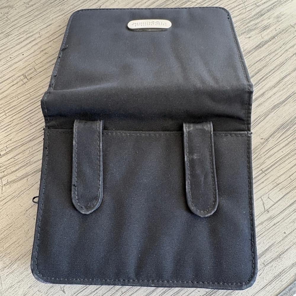 Baggallini Black Slim Wallet with Metal Logo on Front - Picture 3 of 3